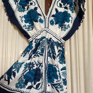 Farm rio blue macaw dress size M